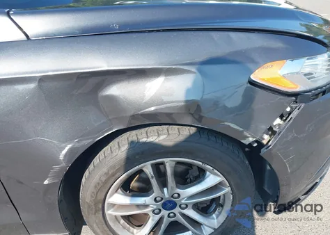 2016 Ford Fusion Se Hybrid z USA, uszkodzony, nr VIN 3FA6P0LU0GR190029